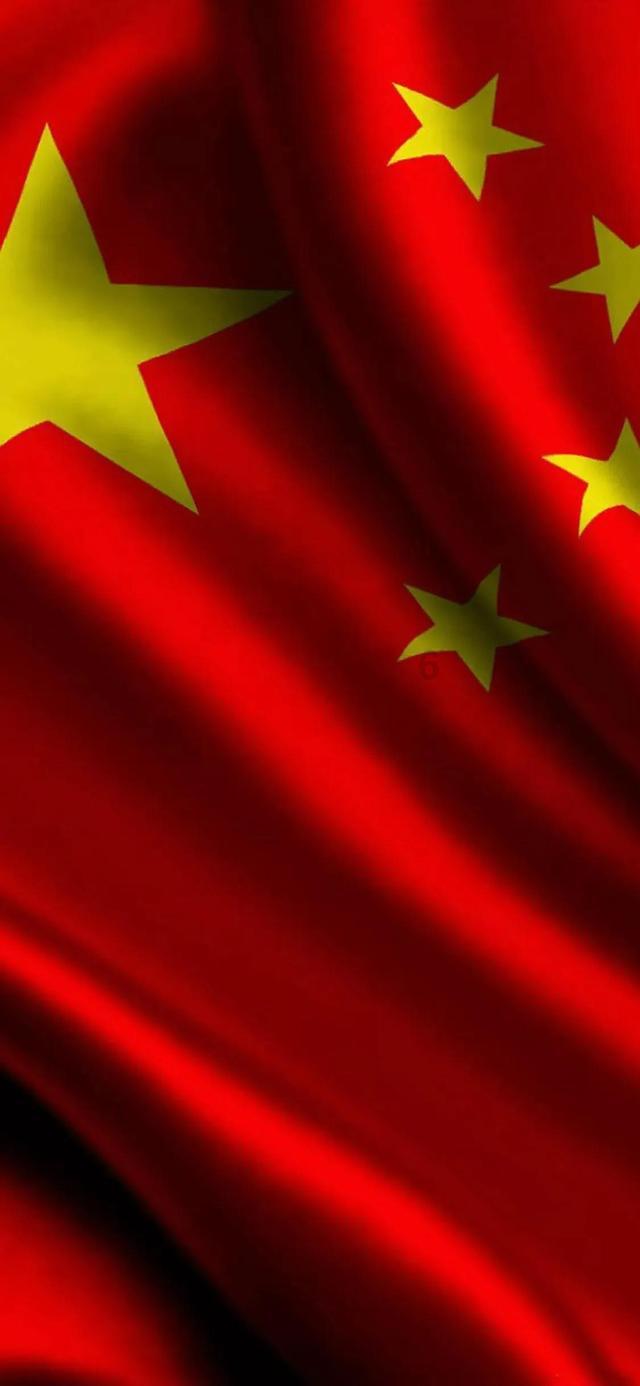 女生短发也优雅！看女明星们如何驾驭利落短发，干净吸睛好迷人